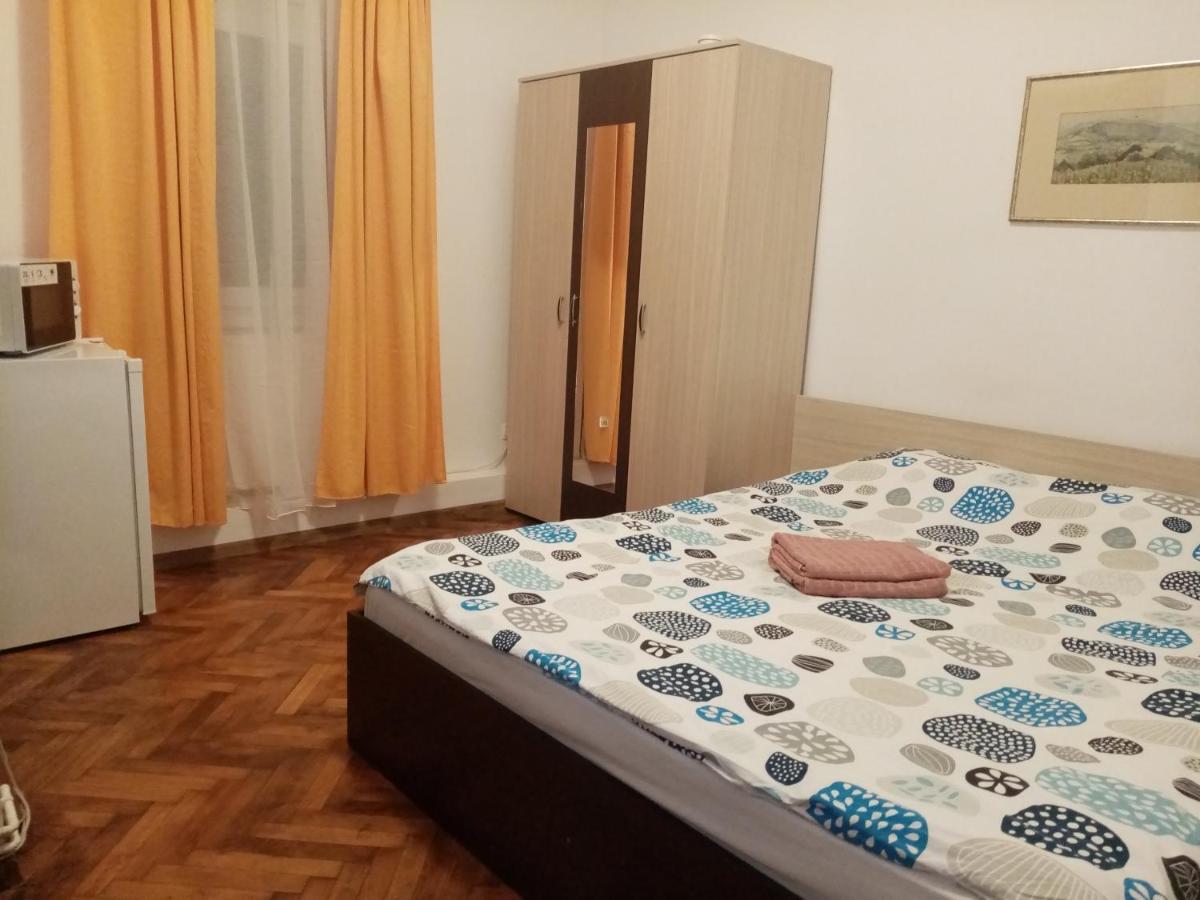 Republicii Apartment Historic Center Брашов Экстерьер фото